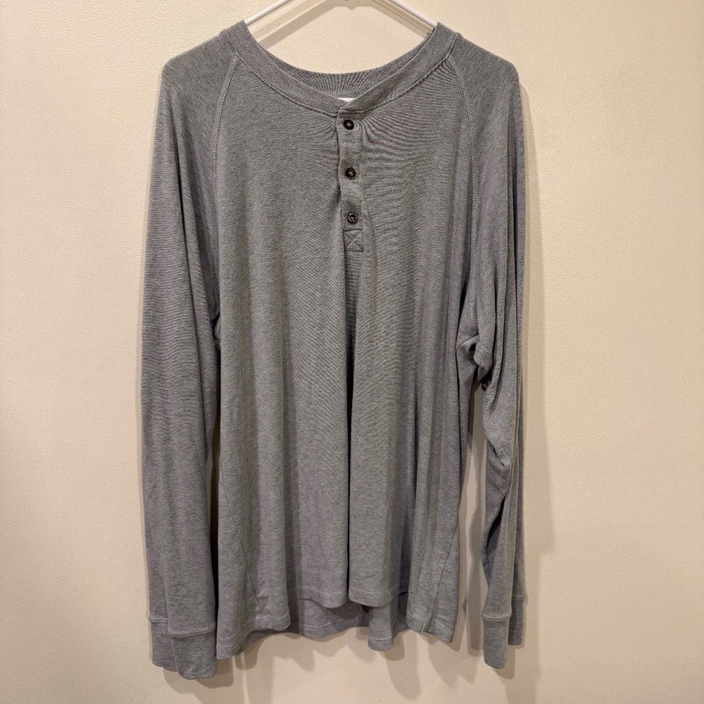 Pladra Men’s Henley Size XL